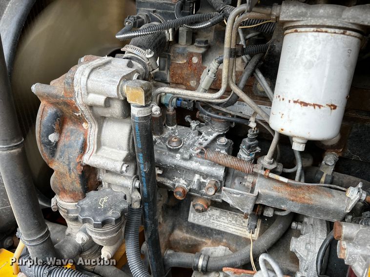 image for item DQ1995 2003 JCB 214  backhoe