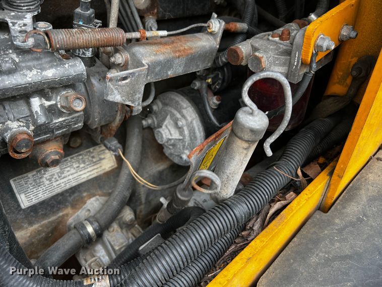 image for item DQ1995 2003 JCB 214  backhoe