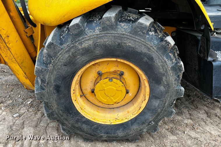 image for item DQ1995 2003 JCB 214  backhoe