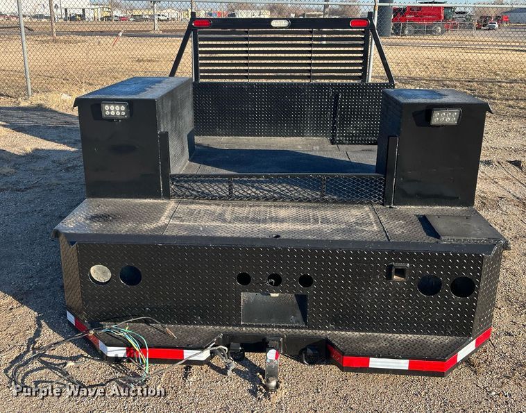 image for item DQ4081 Caseco  9' L flatbed