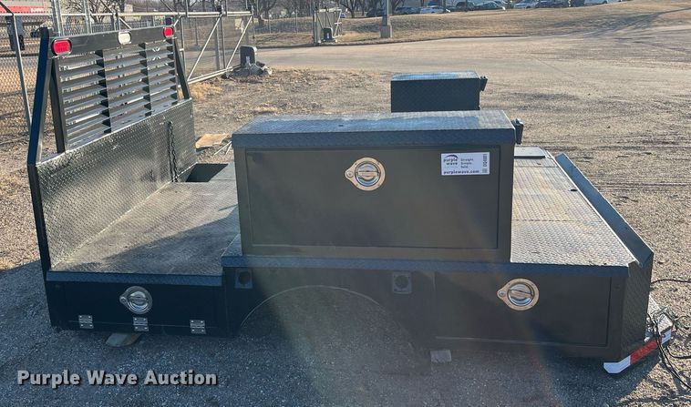image for item DQ4081 Caseco  9' L flatbed