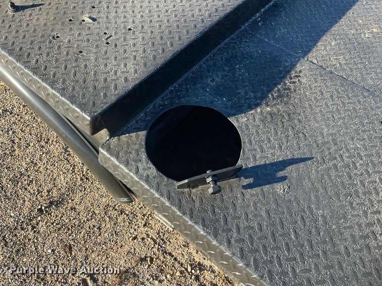 image for item DQ4081 Caseco  9' L flatbed