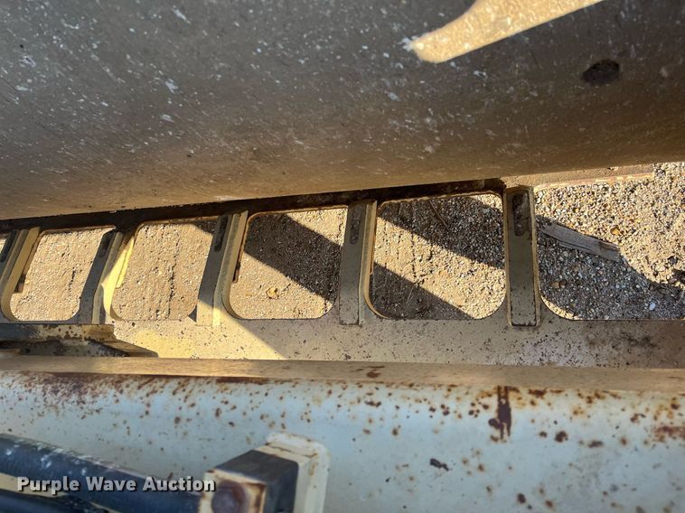 image for item DQ4082 2005 Ingersoll Rand SD-122DX TF  single drum vibratory roller