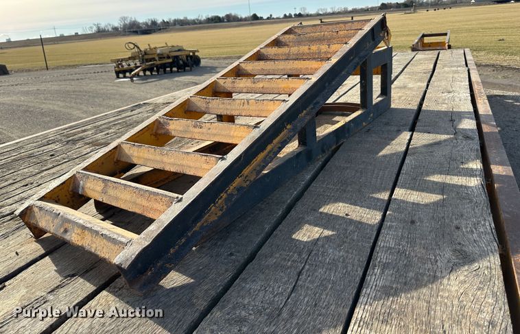 image for item DR6014 1990 CZ Engineering CZ32KT  equipment trailer