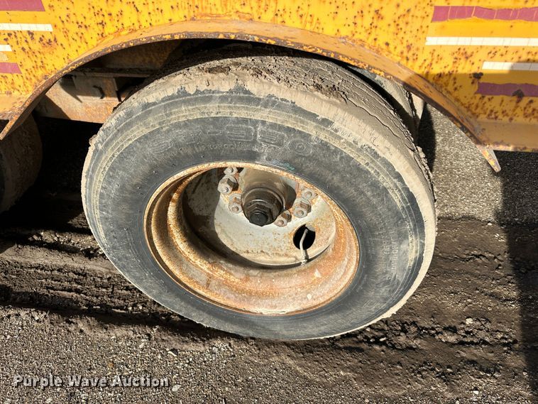 image for item DR6014 1990 CZ Engineering CZ32KT  equipment trailer