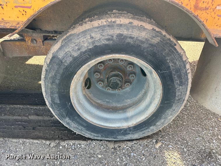 image for item DR6014 1990 CZ Engineering CZ32KT  equipment trailer