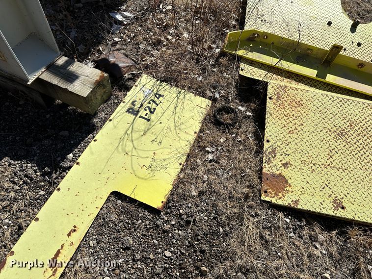 image for item DR7492 1994 Euclid R35  haul truck