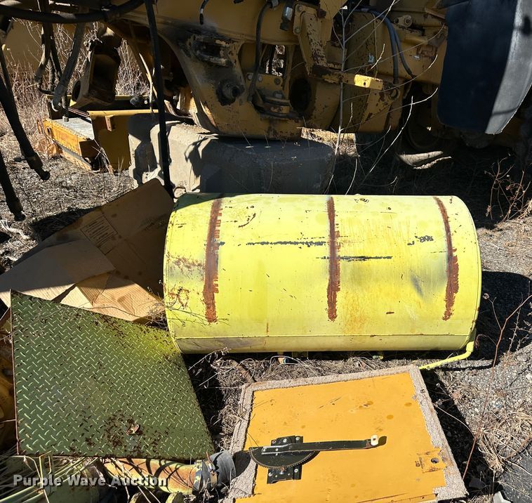 image for item DR7492 1994 Euclid R35  haul truck