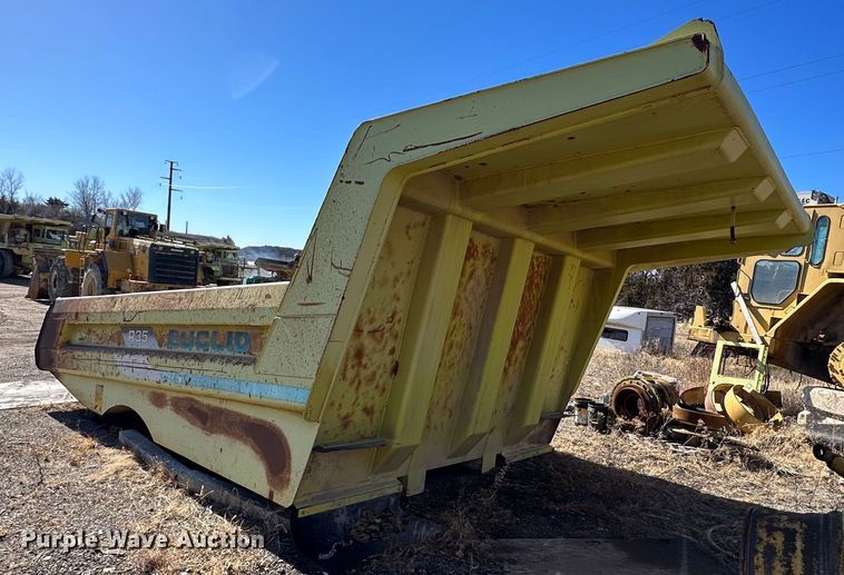 image for item DR7492 1994 Euclid R35  haul truck