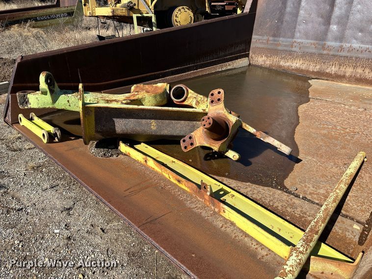 image for item DR7492 1994 Euclid R35  haul truck