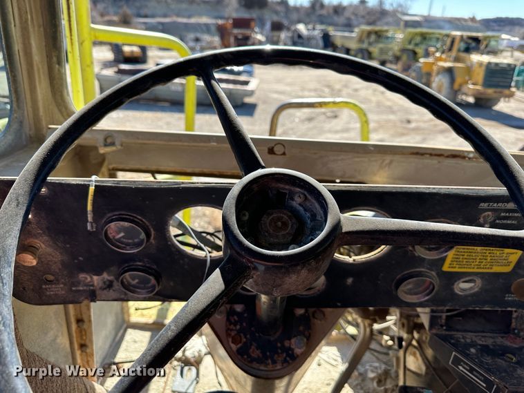 image for item DR7492 1994 Euclid R35  haul truck