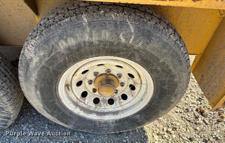 image for item DR7493 2001 Vermeer E550  vacuum excavator