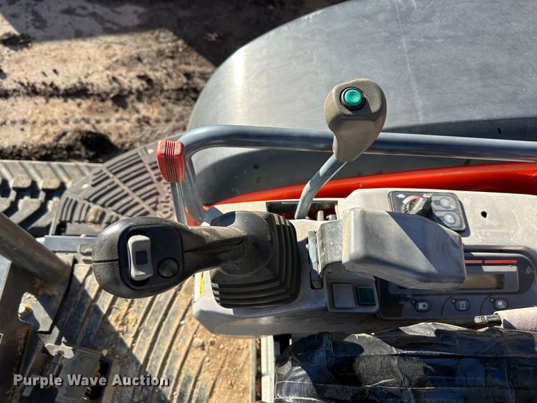 image for item DR7494 Kubota KX91-3  mini excavator