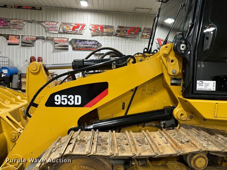 image for item DR7501 2016 Caterpillar 953D  track loader