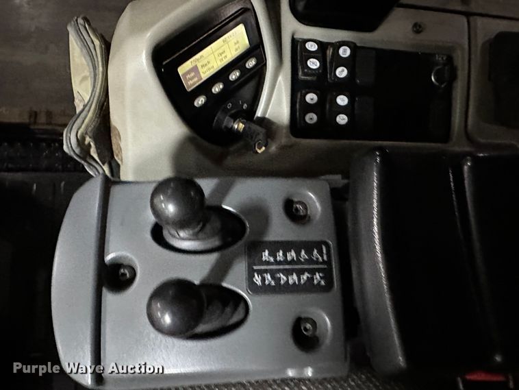 image for item DR7501 2016 Caterpillar 953D  track loader