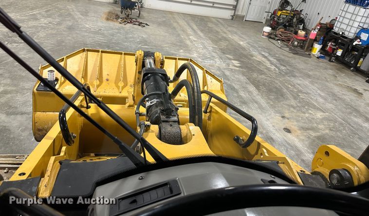 image for item DR7501 2016 Caterpillar 953D  track loader