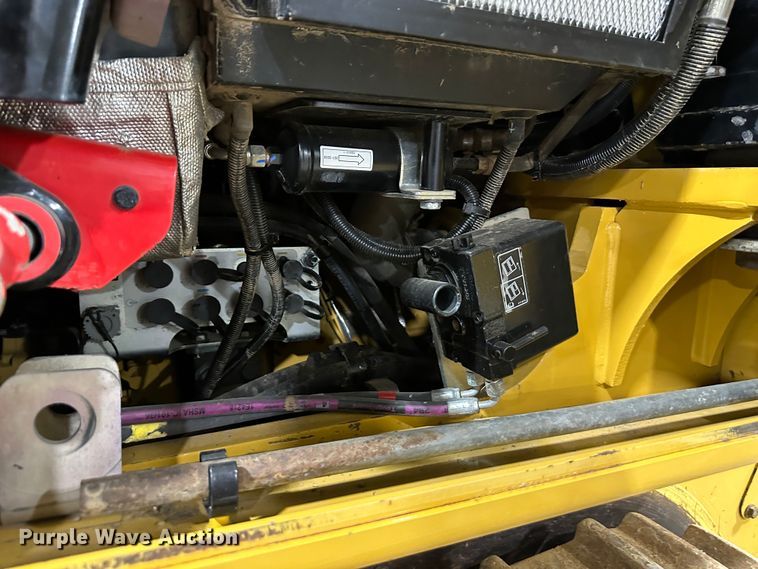 image for item DR7501 2016 Caterpillar 953D  track loader