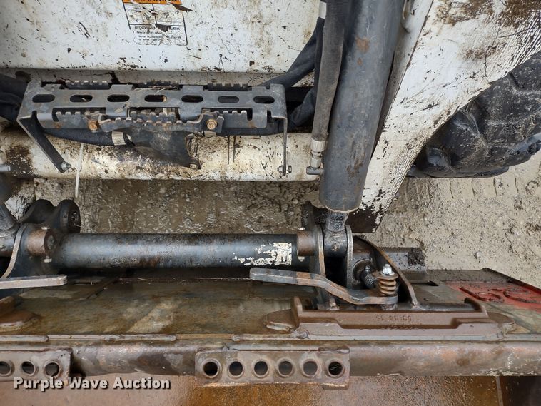 image for item DR8183 2018 Bobcat S550  skid steer loader