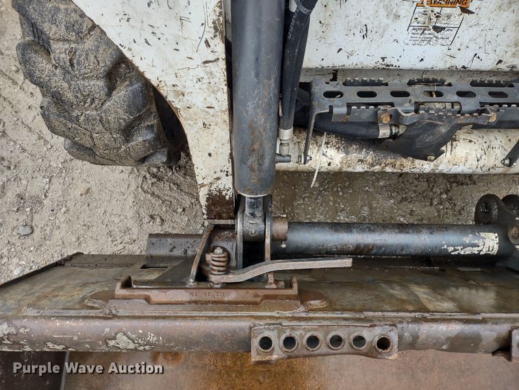 image for item DR8183 2018 Bobcat S550  skid steer loader