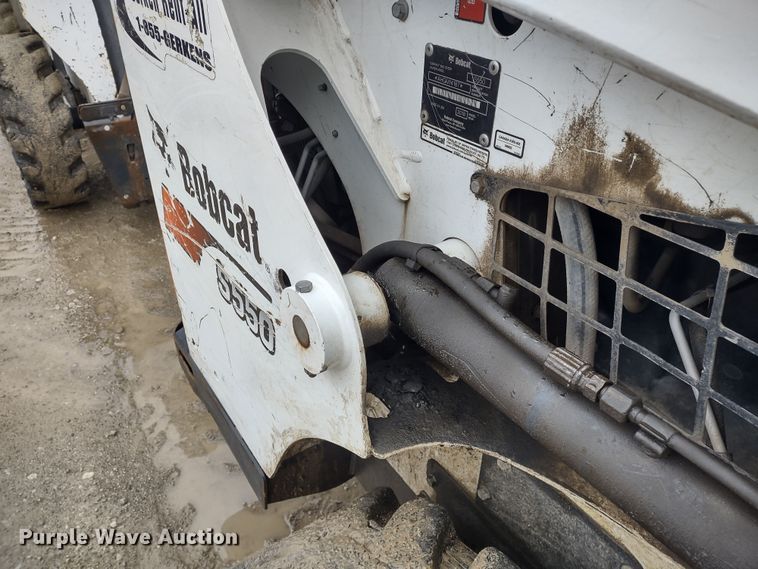 image for item DR8183 2018 Bobcat S550  skid steer loader