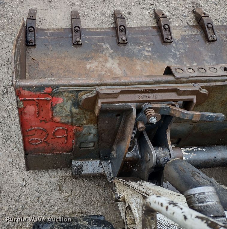 image for item DR8183 2018 Bobcat S550  skid steer loader