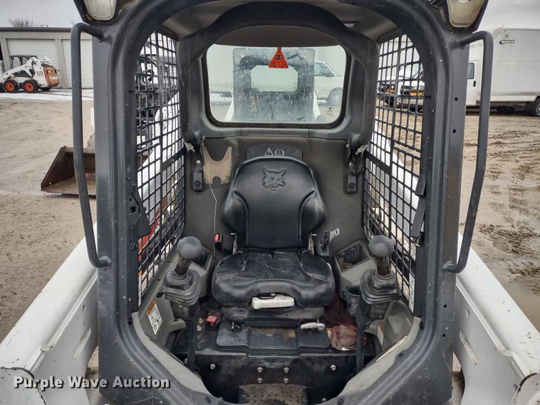 image for item DR8183 2018 Bobcat S550  skid steer loader