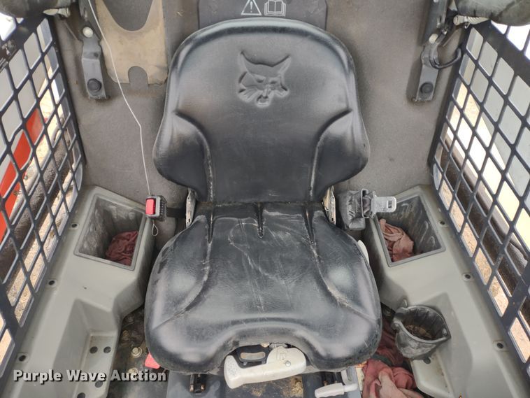 image for item DR8183 2018 Bobcat S550  skid steer loader