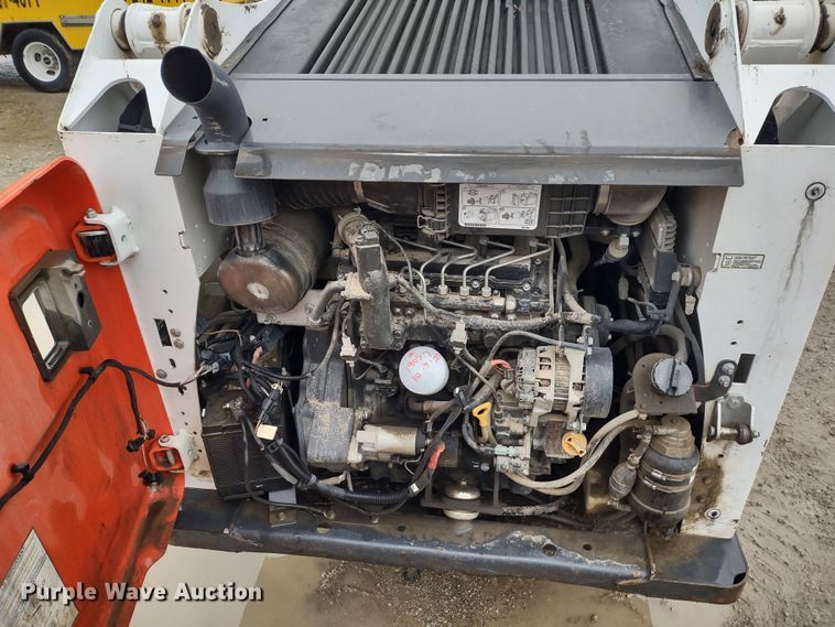 image for item DR8183 2018 Bobcat S550  skid steer loader