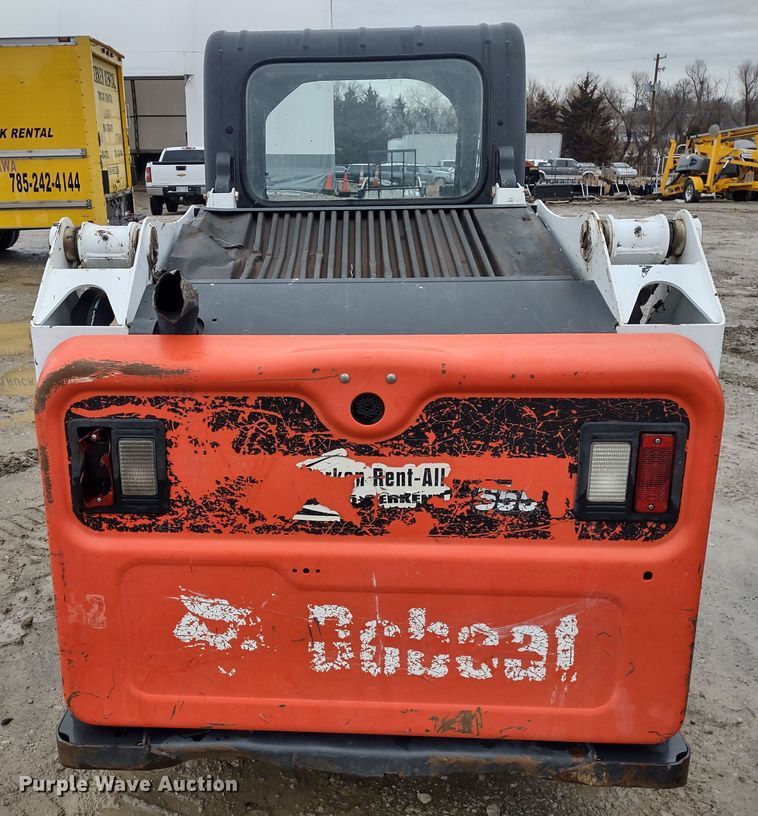 image for item DR8184 2017 Bobcat S550  skid steer loader