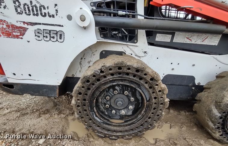 image for item DR8184 2017 Bobcat S550  skid steer loader