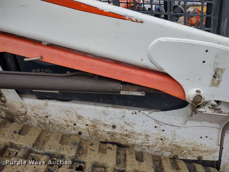 image for item DR8187 2016 Bobcat T550  tracked skid steer loader