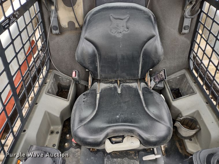 image for item DR8187 2016 Bobcat T550  tracked skid steer loader