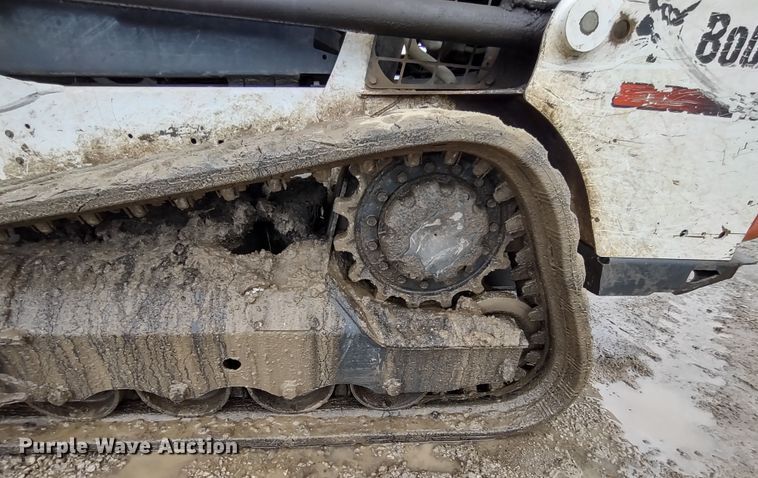 image for item DR8187 2016 Bobcat T550  tracked skid steer loader