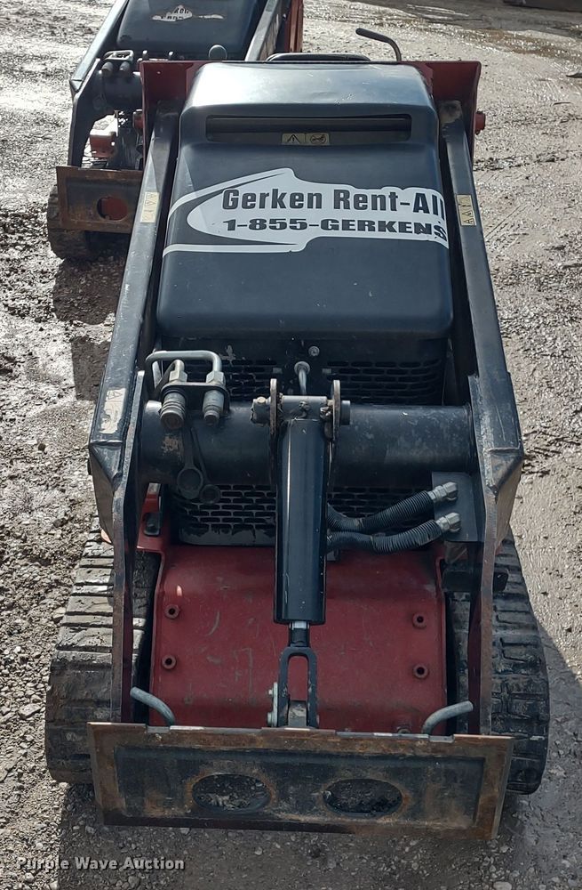 image for item DR8189 2016 Toro Dingo TX427  compact utility loader