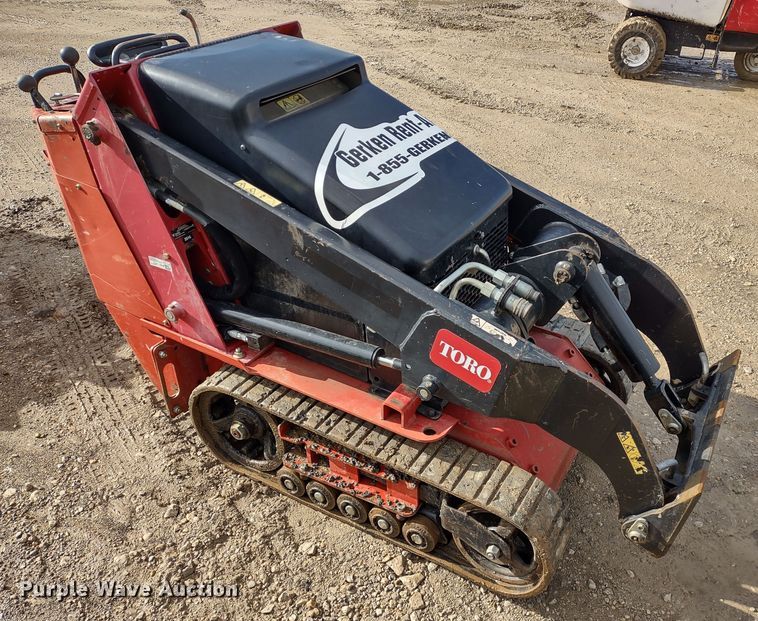 image for item DR8189 2016 Toro Dingo TX427  compact utility loader