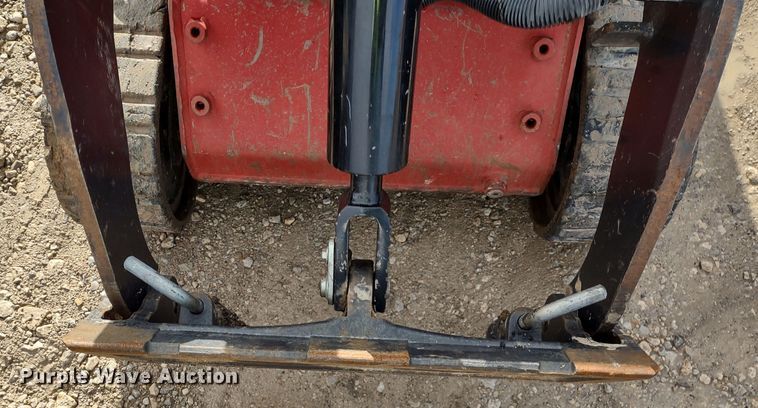 image for item DR8189 2016 Toro Dingo TX427  compact utility loader