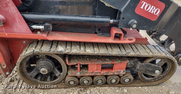 image for item DR8189 2016 Toro Dingo TX427  compact utility loader