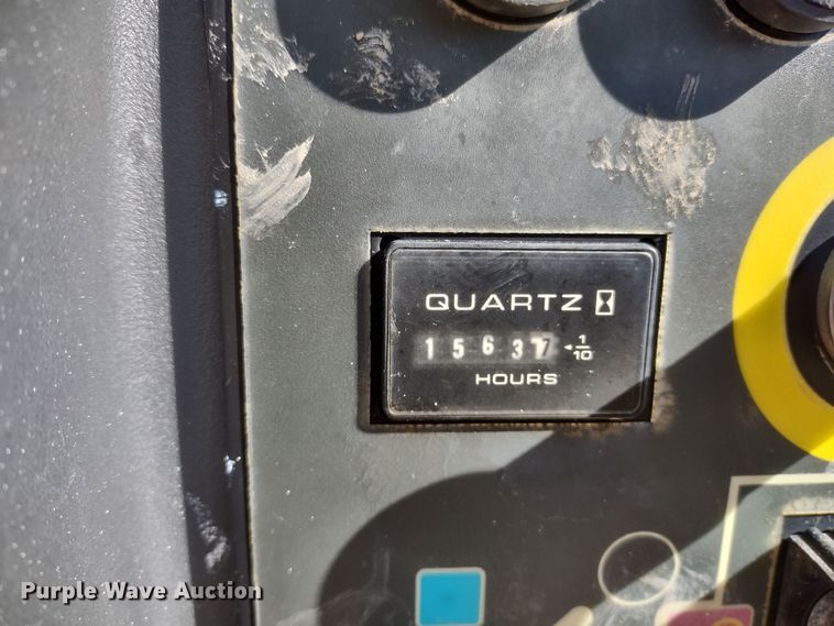 image for item DR8191 2015 JLG T500J  boom lift