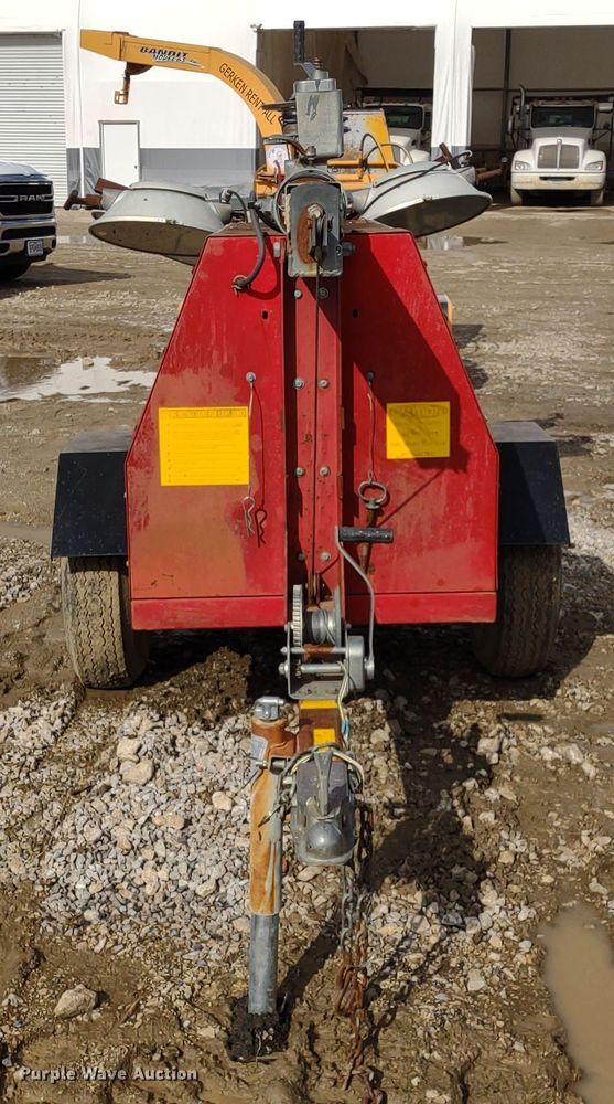 image for item DR8196 2005 Baldor Powerlite  light plant