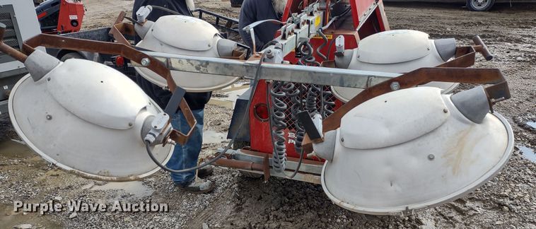 image for item DR8196 2005 Baldor Powerlite  light plant