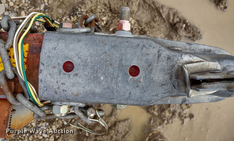 image for item DR8196 2005 Baldor Powerlite  light plant