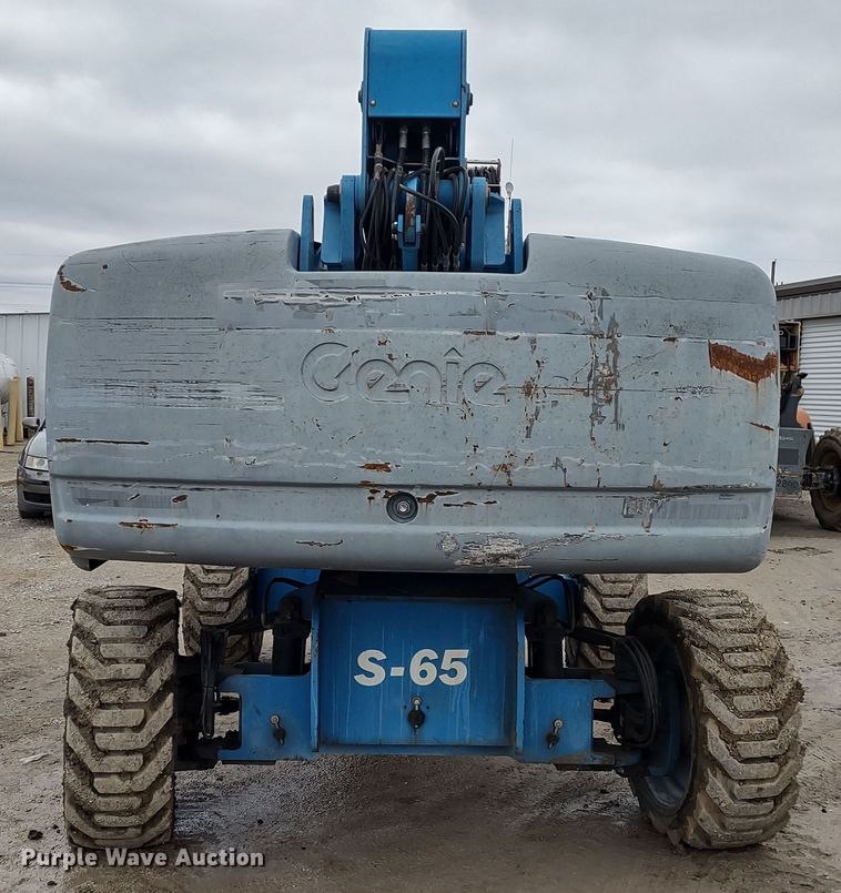 image for item DR8205 2008 Genie S65  boom lift