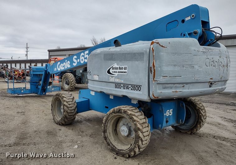 image for item DR8205 2008 Genie S65  boom lift