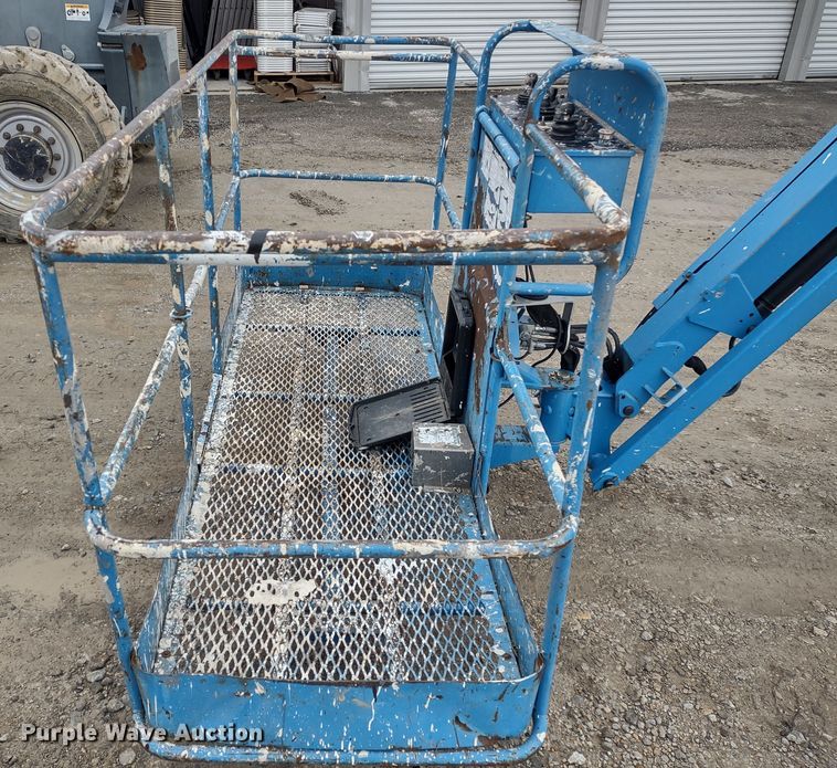 image for item DR8205 2008 Genie S65  boom lift