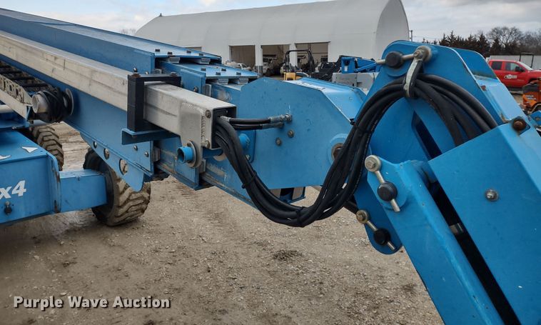image for item DR8205 2008 Genie S65  boom lift