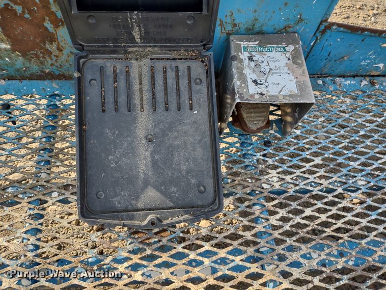 image for item DR8205 2008 Genie S65  boom lift