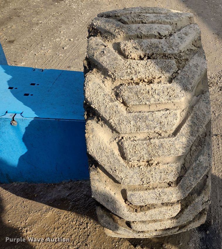 image for item DR8205 2008 Genie S65  boom lift