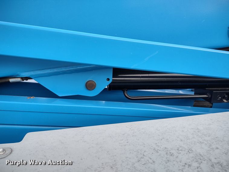 image for item DR8206 2017 Genie Z34/22  boom lift