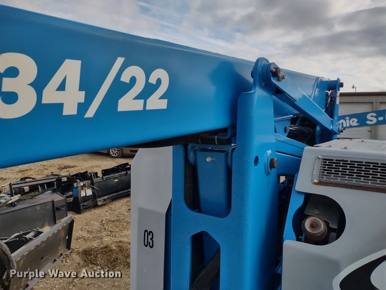 image for item DR8206 2017 Genie Z34/22  boom lift