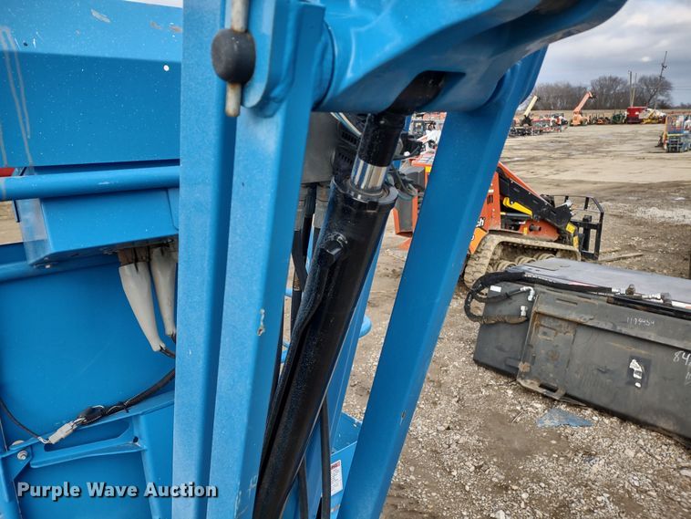 image for item DR8206 2017 Genie Z34/22  boom lift